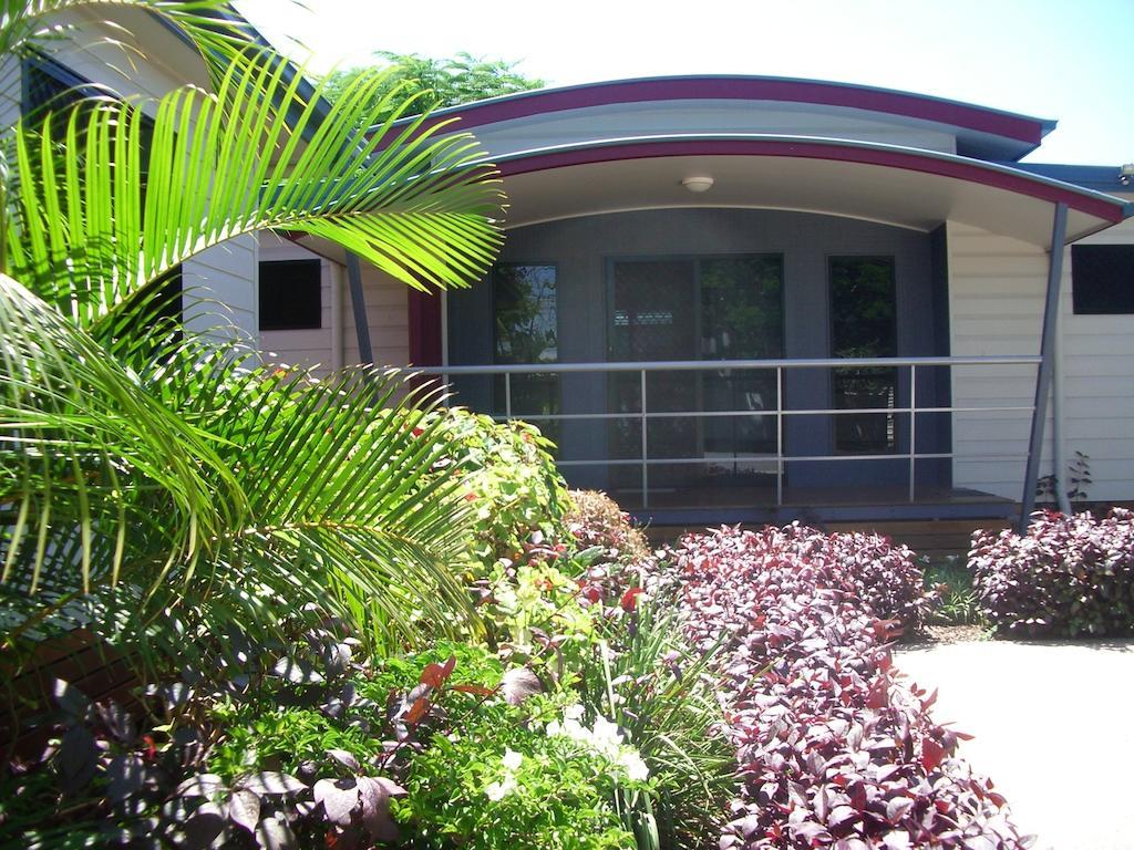 South Gladstone Motel Room photo